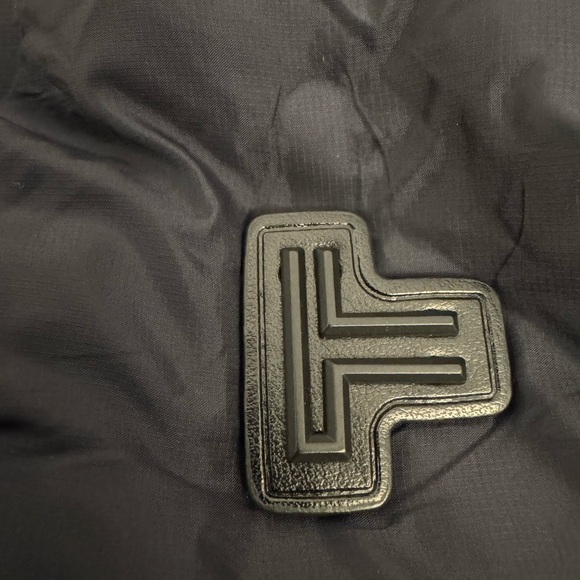 TUMI Men's Navy Quilted Lightweight Puffer Jacket - Size X-Large - 1527501041 - Picture 11 of 16